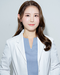 Dr. Erika Kawamura