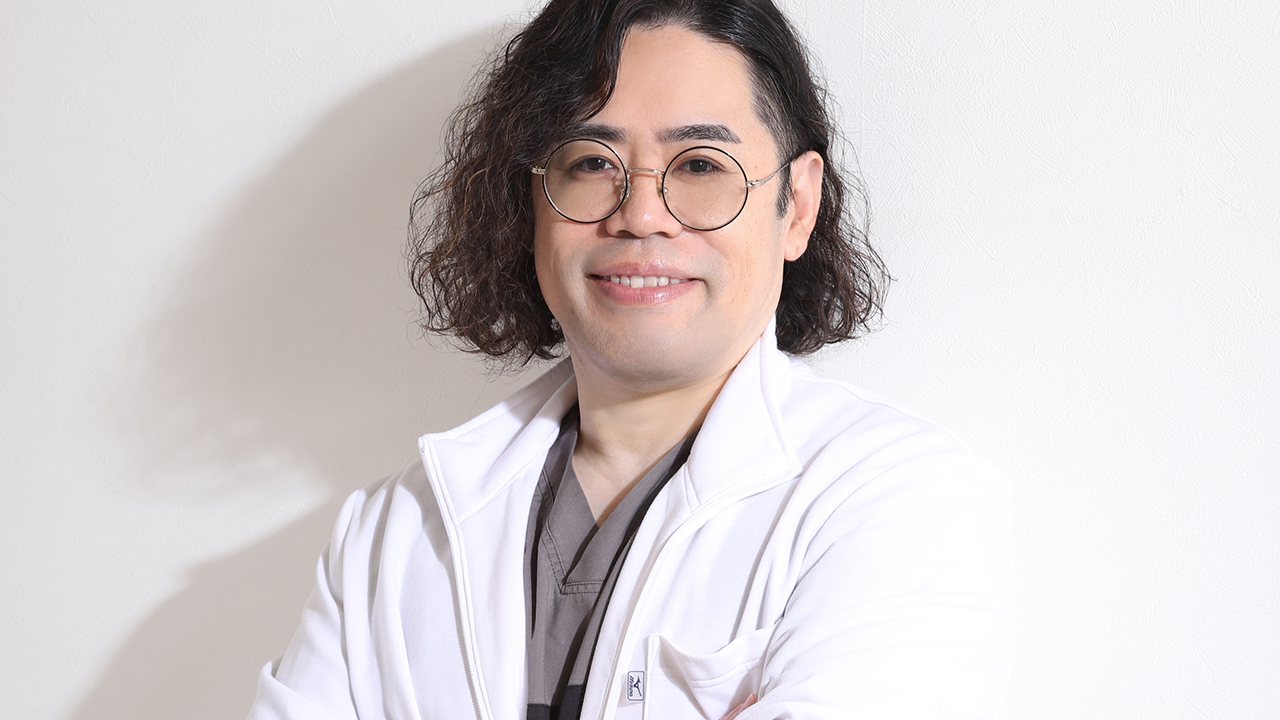 Meet Our Expert Cosmetic Surgeon in Osaka